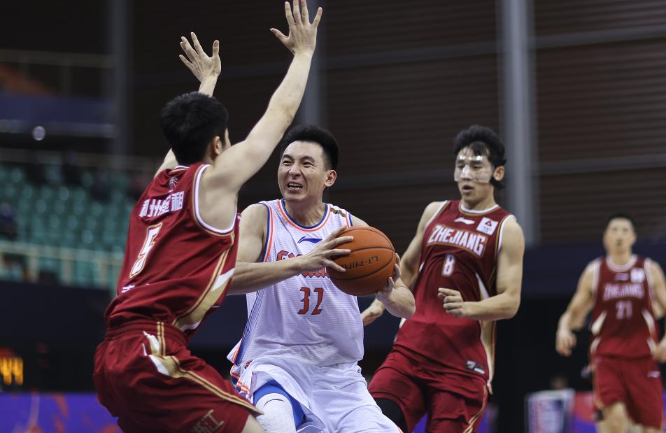 CBA赛果：浙江104-78大胜四川斩获6连胜，王奕博20+8